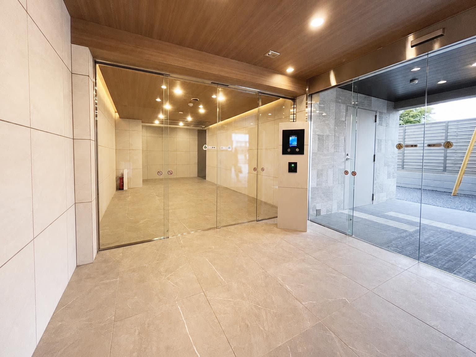 Open Residencia Kichijoji Honcho Terrace / Condominium, Tokyo photo 11