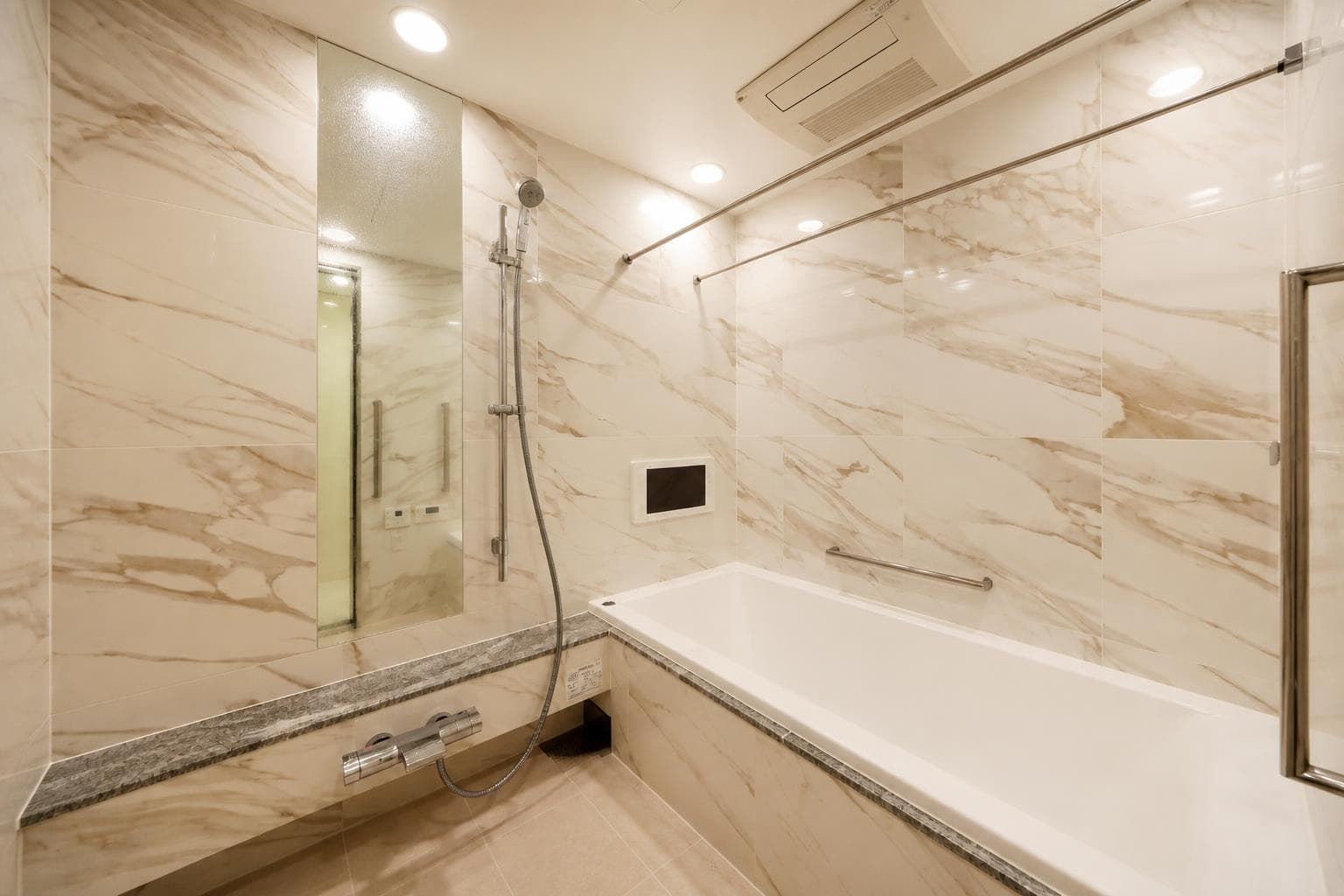Mansion / 3LDK, Minato Ward, Tokyo, 3F (The Parkhouse Gran Azabu Sendaizaka) photo 7