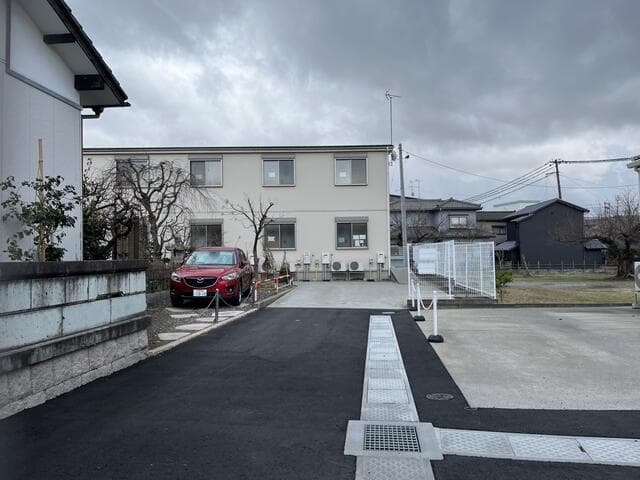Yamakido / Two Residential Buildings Used as Senior Homes, Niigata photo 4
