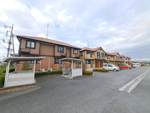 Charmant Fille Buildings A–D / Whole Apartment Complex, Ashikaga photo 2