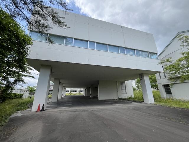 Takizawa Okama / Campus Facility with Gymnasium and Lecture Halls, Takizawa photo 2