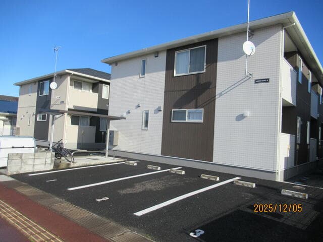North Base A & B / Two Rented Apartment Buildings, Taiwa photo 5
