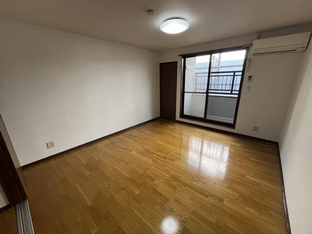 Pibrus No. 1 & No. 2 / Two Rented Apartment Buildings, Yonezawa photo 6