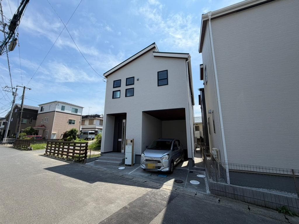 手広3丁目 / 新築 3LDK+WIC 戸建(ビルトイン車庫)、鎌倉市