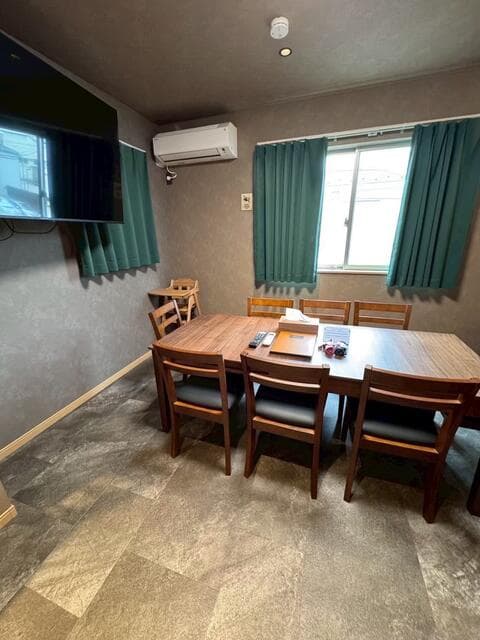 Oshiage / Renovated Ryokan (3-Storey House), Sumida photo 2