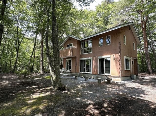 Oiwake / 4LDK House on a 1,000㎡ Lot, Karuizawa photo 2
