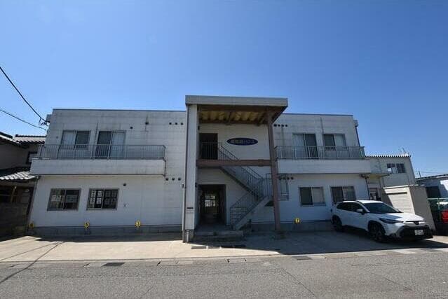 Minami-Fuse House / Rented Apartment Building (12 units), Toyama photo