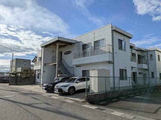 Minami-Fuse House / Rented Apartment Building (12 units), Toyama photo 2