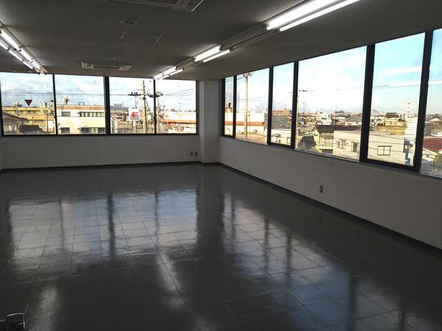Wakabayashi Building / Building with Shop and Residence, Toyama photo 4