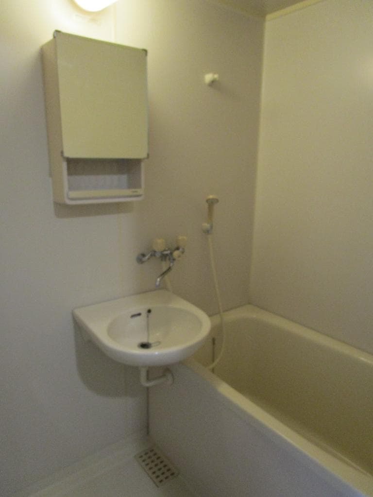 Sunny Palace Asakura / Whole Apartment Building (81 units + 1 shop), Kochi photo 7