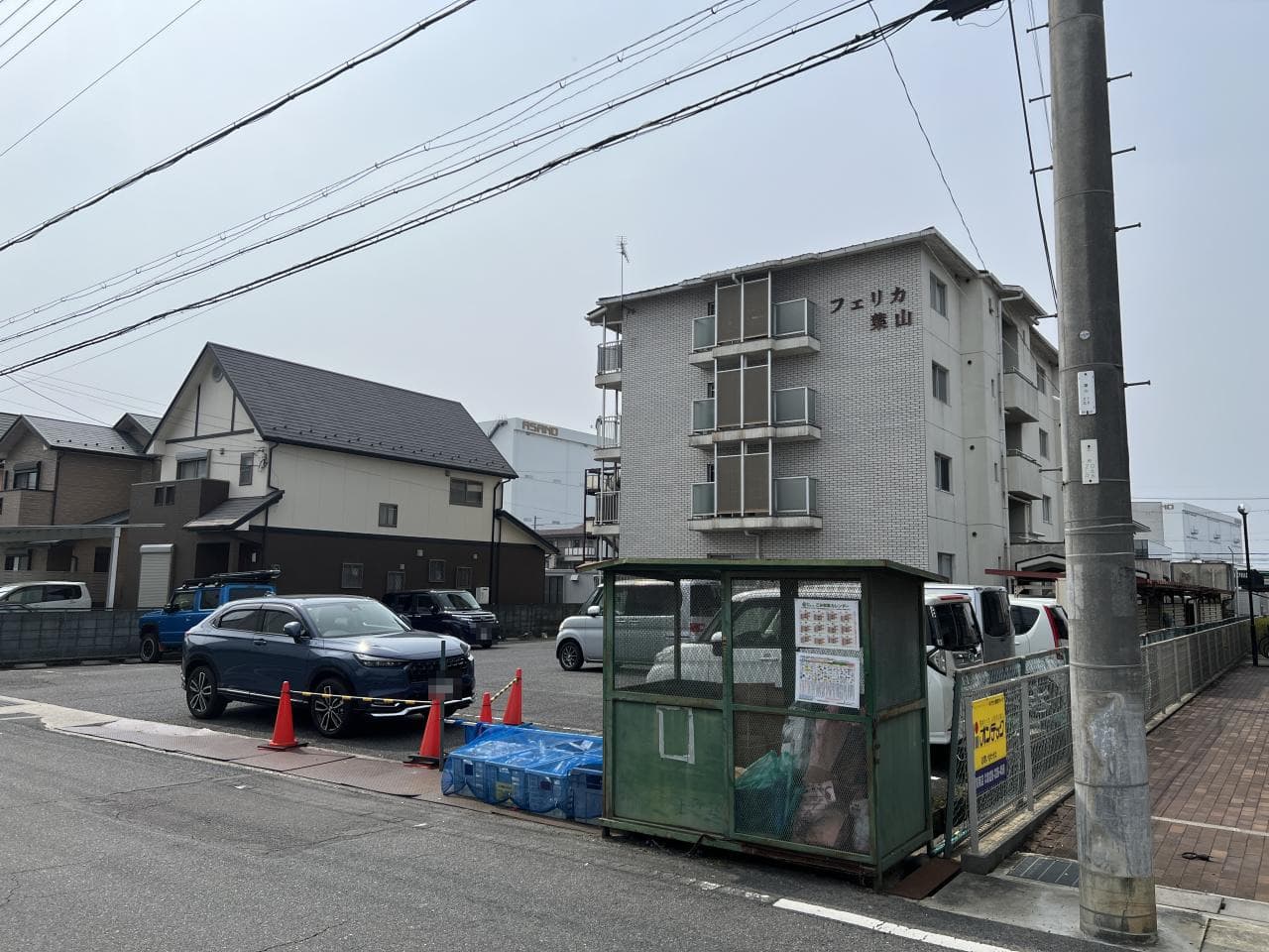 Felica Hayama / Whole Apartment Building (16 units), Ritto photo 2