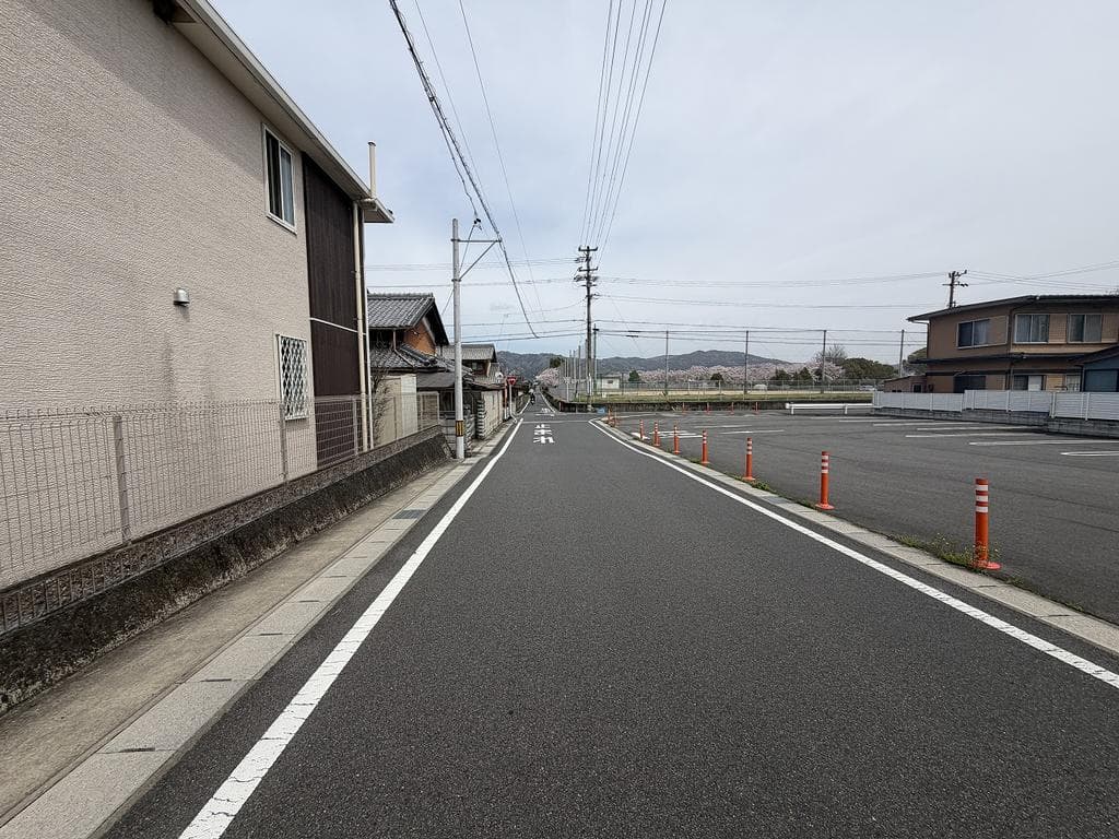 Heart Hill I, II & III / Three Apartment Buildings, Iga photo 4
