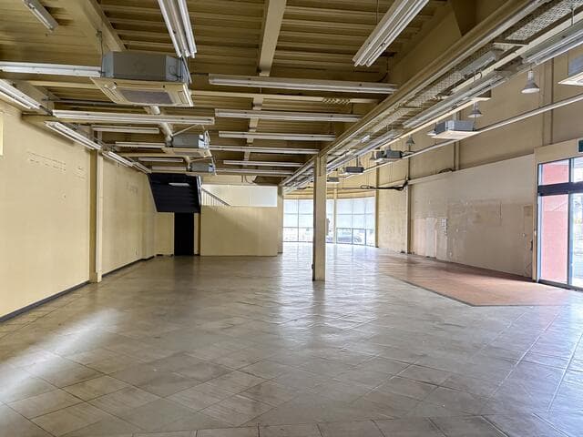 Former TSUTAYA Store, Sanjo-oji / Retail Building, Nara photo 5