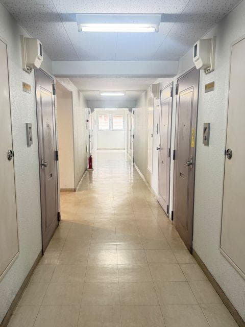 Royal Palace 23 / Apartment Building (23 Units), Ebetsu photo 2