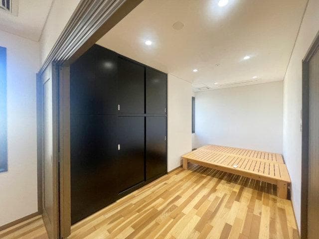 Konan 4-chome / Six-Storey Building with Shop and Residence, Hiroshima photo 5