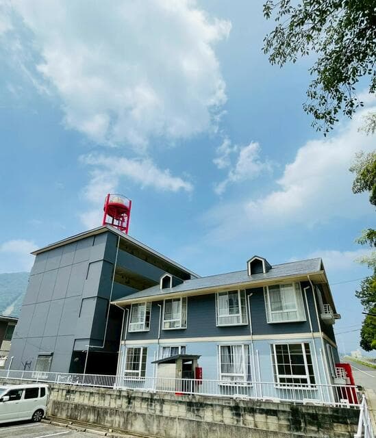 GRADO Kabe & GRADO Kabe Annex / Two Apartment Buildings, Hiroshima photo 2