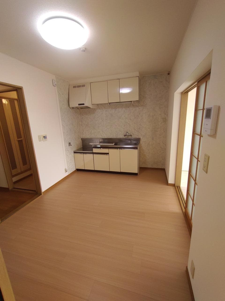 Heights Kifune / Apartment Building, Yamaguchi photo 2
