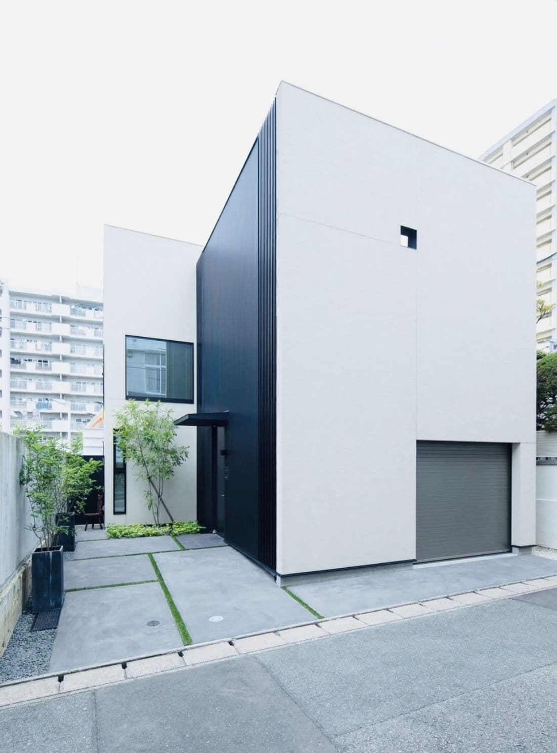 Befu 5-chome / Two-Storey House with Garage, Fukuoka photo