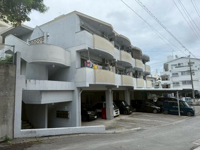 Village Tetsu / Whole Apartment Building, Naha photo 2