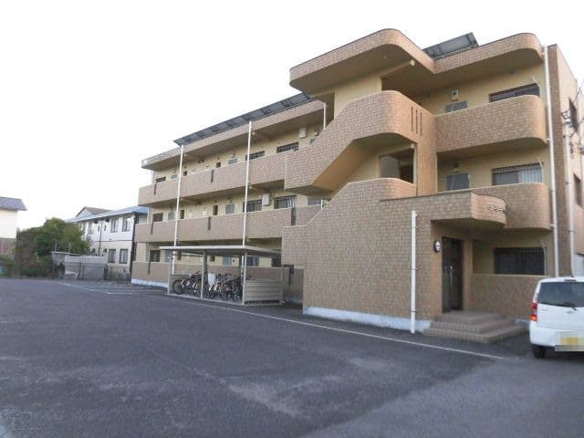 Otakamimachi / Whole Apartment Building, Takamatsu photo