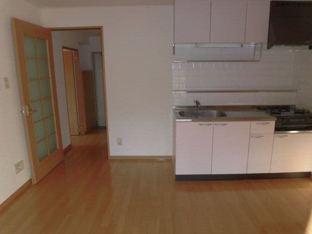 Otakamimachi / Whole Apartment Building, Takamatsu photo 2