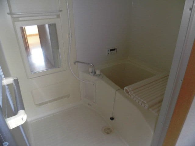 Otakamimachi / Whole Apartment Building, Takamatsu photo 7