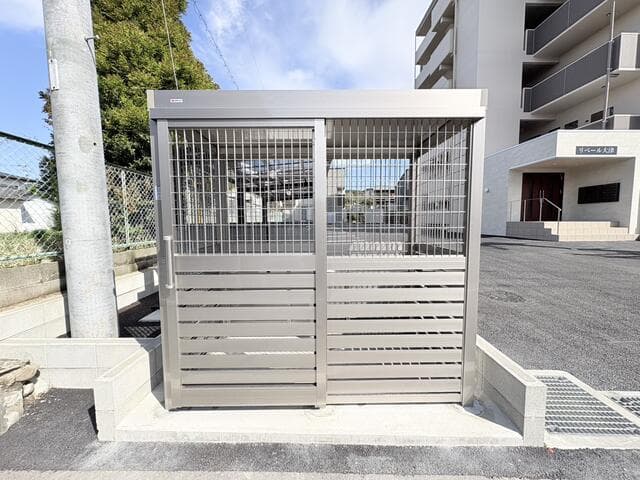 Hikimizu Apartment Building / Whole Apartment Building, Ozu photo 7