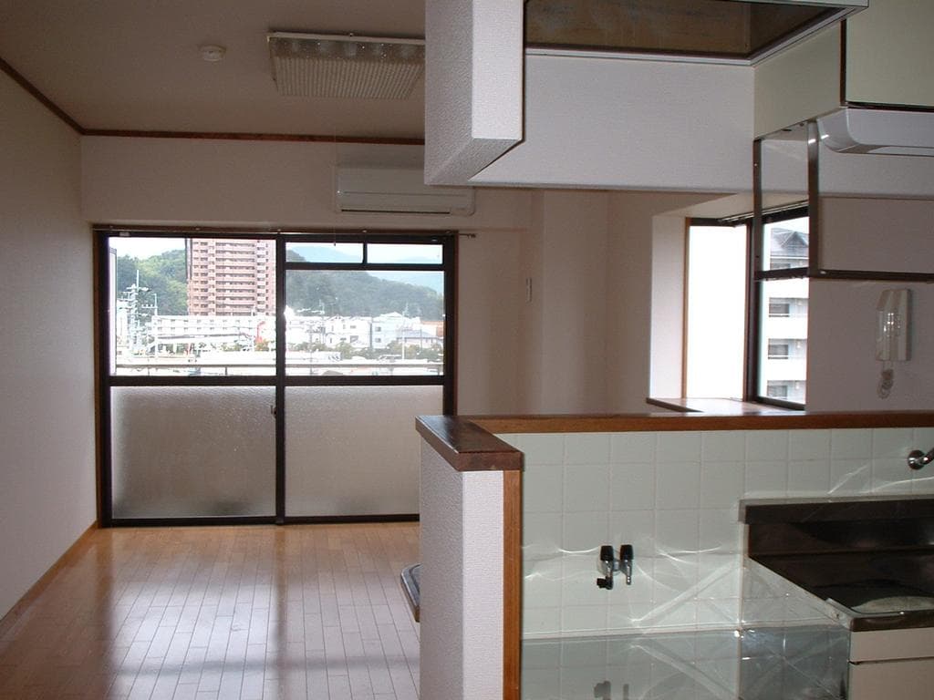 Maison de Grandvue / Whole Apartment Building (60 units), Matsuyama photo 2