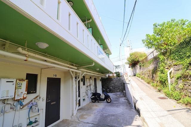 Maison Matsugawa / Whole Apartment Building, Naha photo 3