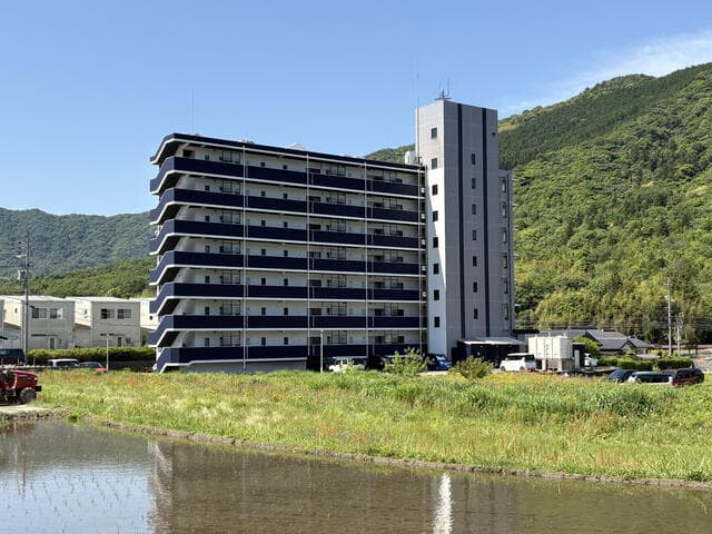 Mitak Mansion / Whole Apartment Building, Yamaguchi photo 3
