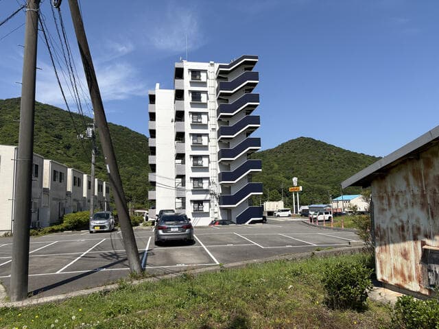 Mitak Mansion / Whole Apartment Building, Yamaguchi photo 4