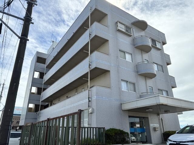 Seaside Terrace / Whole Building, Miyazaki photo 4
