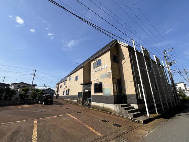 Pibrus No. 1 & No. 2 / Two Rented Apartment Buildings, Yonezawa photo