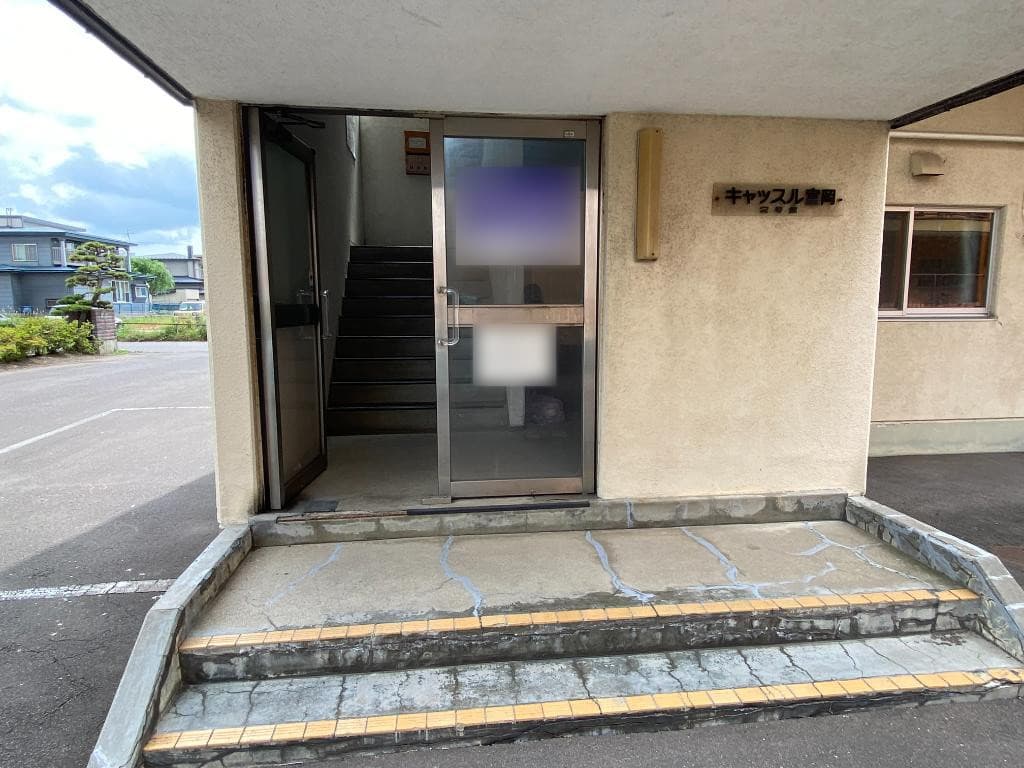 EW Grande I & Castle Tomioka No.2 / Two Apartment Buildings (48 Units), Hakodate photo 6