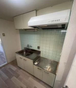 Seiwa Court No. 6 / Apartment Building (15 Units), Matsubara photo 3