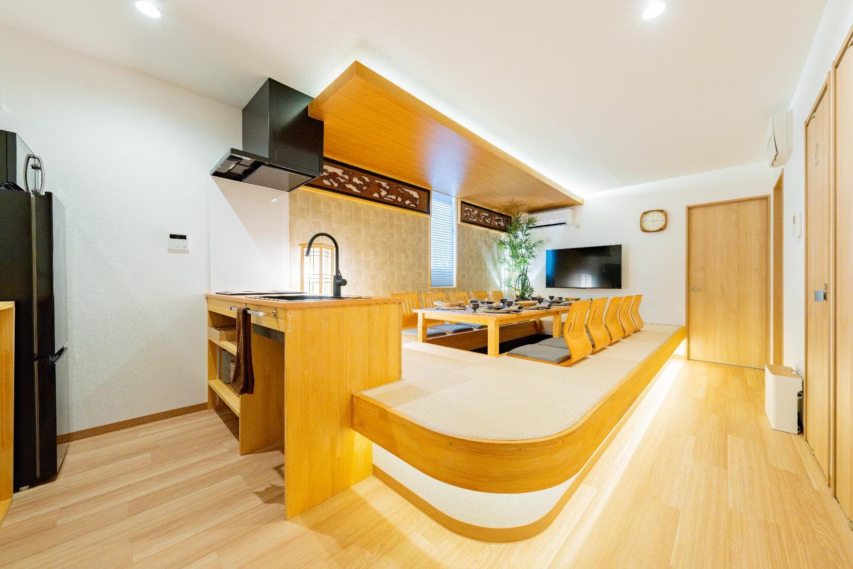 Momodani 2-chome / Furnished 2-Storey Reinforced Concrete House Operating as Short-Term Rental, Osaka photo 2