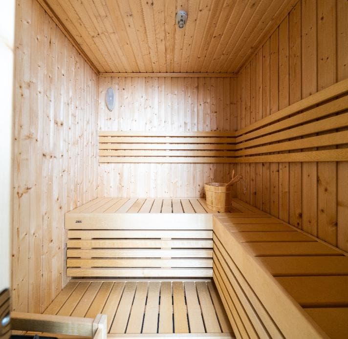 Nagahashi 1-chome / Furnished Row House with Sauna and Rooftop, Operating as Short-Term Rental, Osaka photo 12