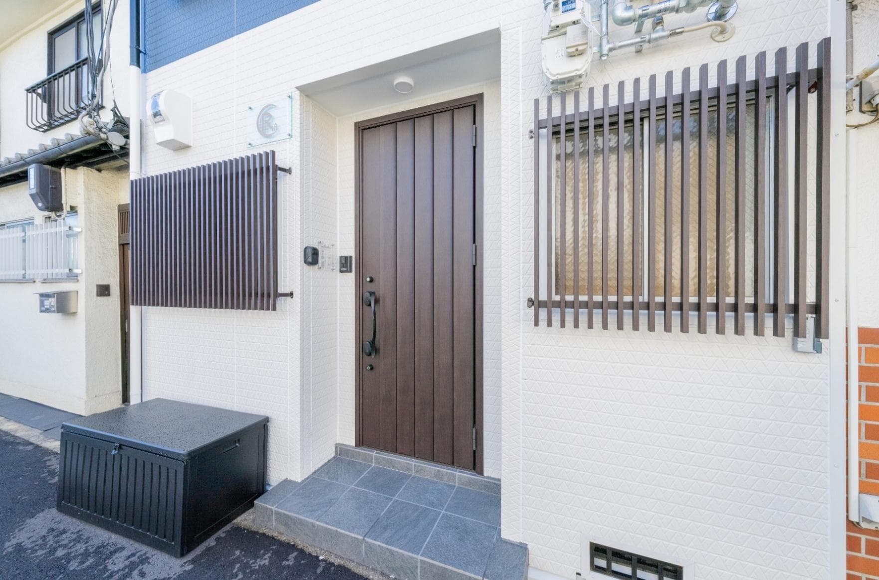 Oimazato 3-chome / Furnished 2-Storey Row House Operating as Short-Term Rental, Osaka