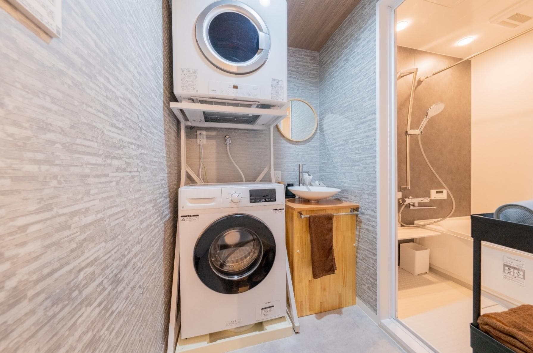Oimazato 3-chome / Furnished 2-Storey Row House Operating as Short-Term Rental, Osaka photo 6